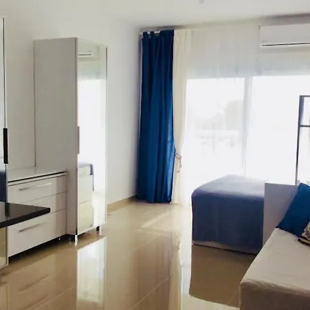 Northern Cyprus, Trikomo, Iskele, Long Beach, Caesar Resort, 8 Apartman *